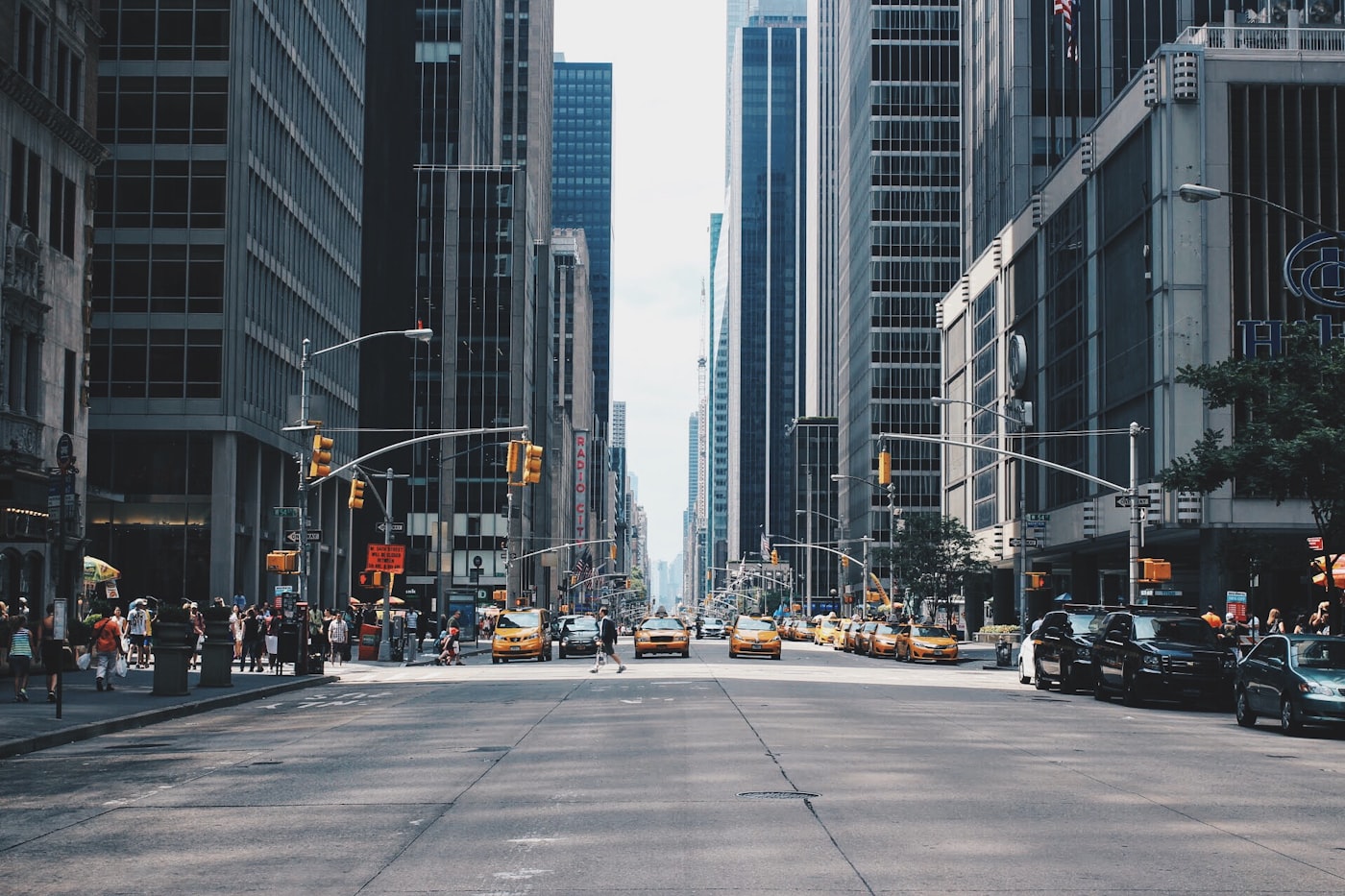 Busy city street with cars representing the everyday drives covered by our carrier network